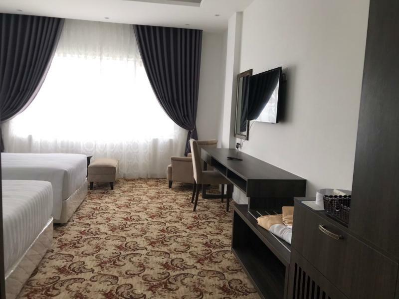 Elizabeth Hotel Thu Dau Mot Exterior photo